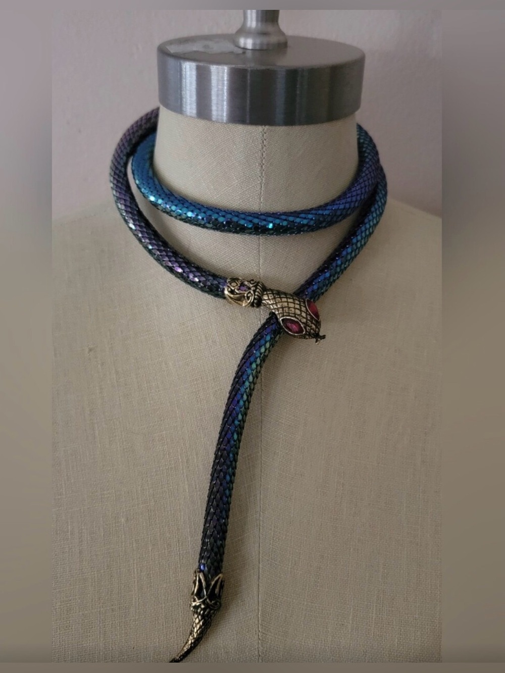 DL Auld Iridescent Vintage Mesh Snake Belt Serpent Necklace 41” - Picture 2 of 14